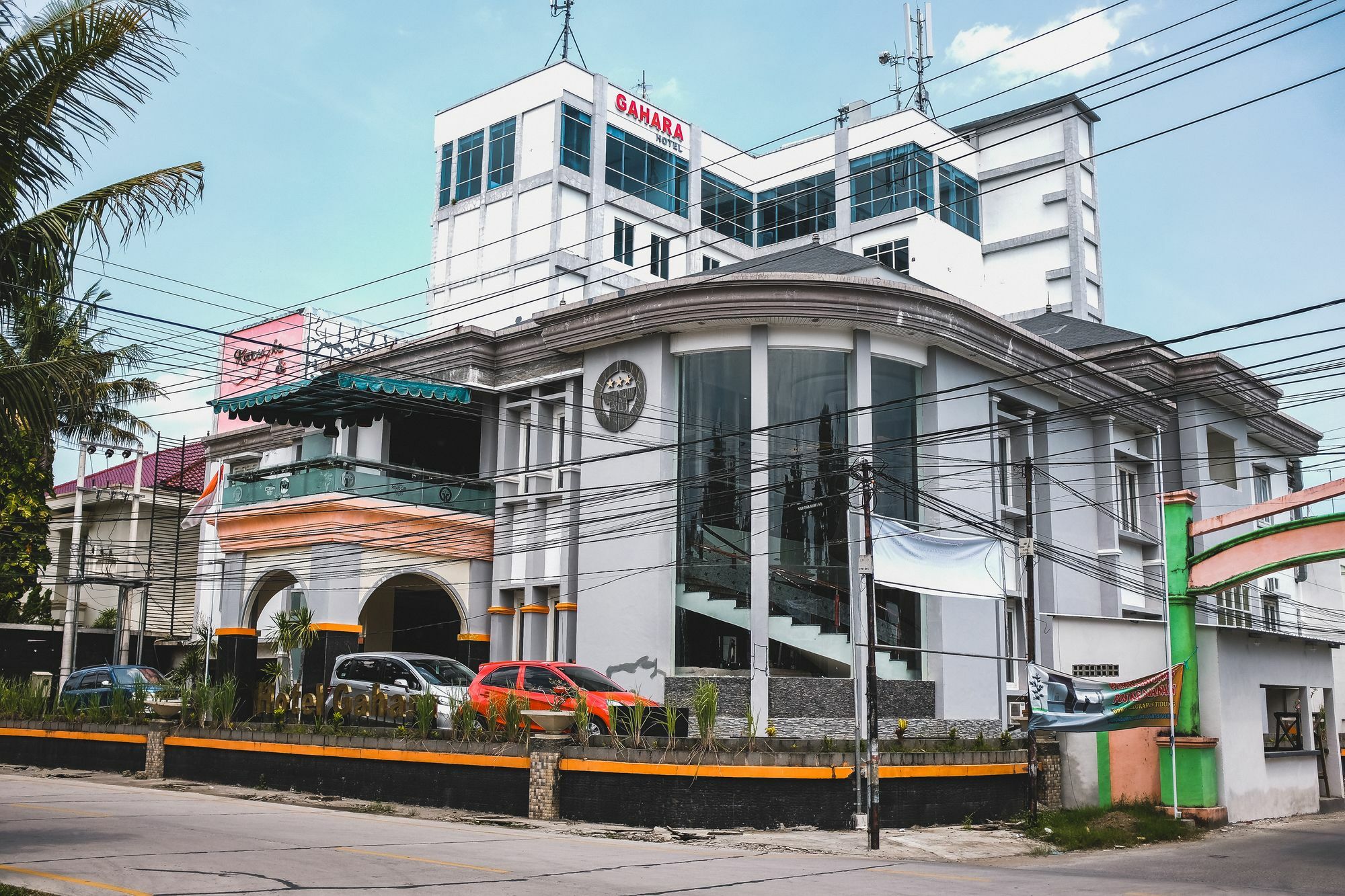 Reddoorz Plus Near Mall Panakukang Makassar Bagian luar foto
